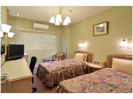 Ekimae Fuji Grand Hotel Отели рядом со станцией JR Niitsuru station