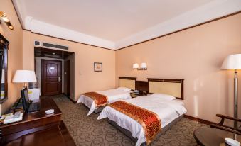 Luochuan Hotel - Housity