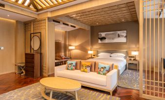 Shangyang Palace Tang Culture Theme Hotel