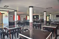 Mayon Backpackers Hostel - breakfast
