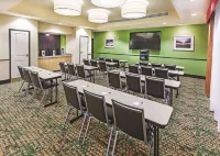 La Quinta Inn & Suites by Wyndham Pecos Hotels in Pecos