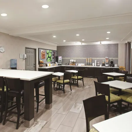 La Quinta Inn & Suites by Wyndham Los Banos Hoteles en Condado de Merced