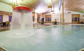 Holiday Inn Express Munising-Lakeview