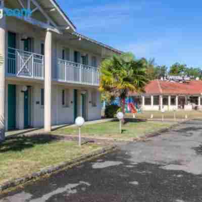 Aireco Hotel Exterior