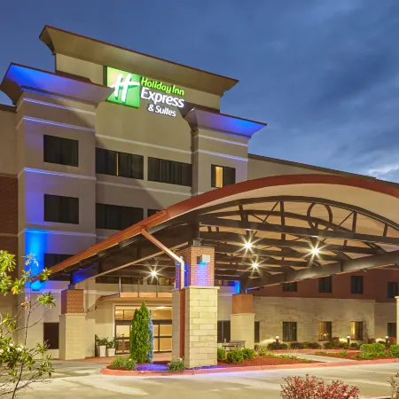 Holiday Inn Express & Suites COLUMBIA UNIV AREA - HWY 63 by IHG