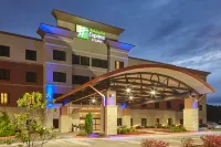 Holiday Inn Express & Suites COLUMBIA UNIV AREA - HWY 63 by IHG Hotels in Boone County