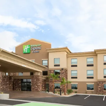 Holiday Inn Express & Suites PAHRUMP by IHG
