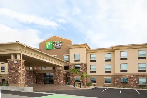Holiday Inn Express & Suites PAHRUMP by IHG