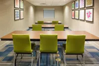 Holiday Inn Express & Suites Pahrump Hotels in Pahrump