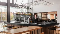 Holiday Inn MUNICH - LEUCHTENBERGRING by IHG - С баром