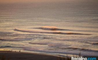 Surfers Lodge Peniche