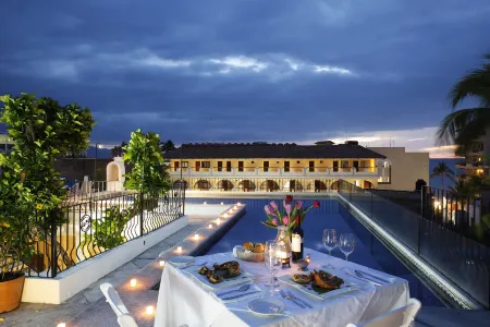 Casa Doña Susana Отели рядом с достопримечательностью «Los Muertos Beach Pier»