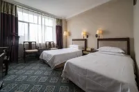 Tarim Petroleum Hotel Hotels in Кашгар