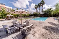 Hodelpa Garden Court - Pools