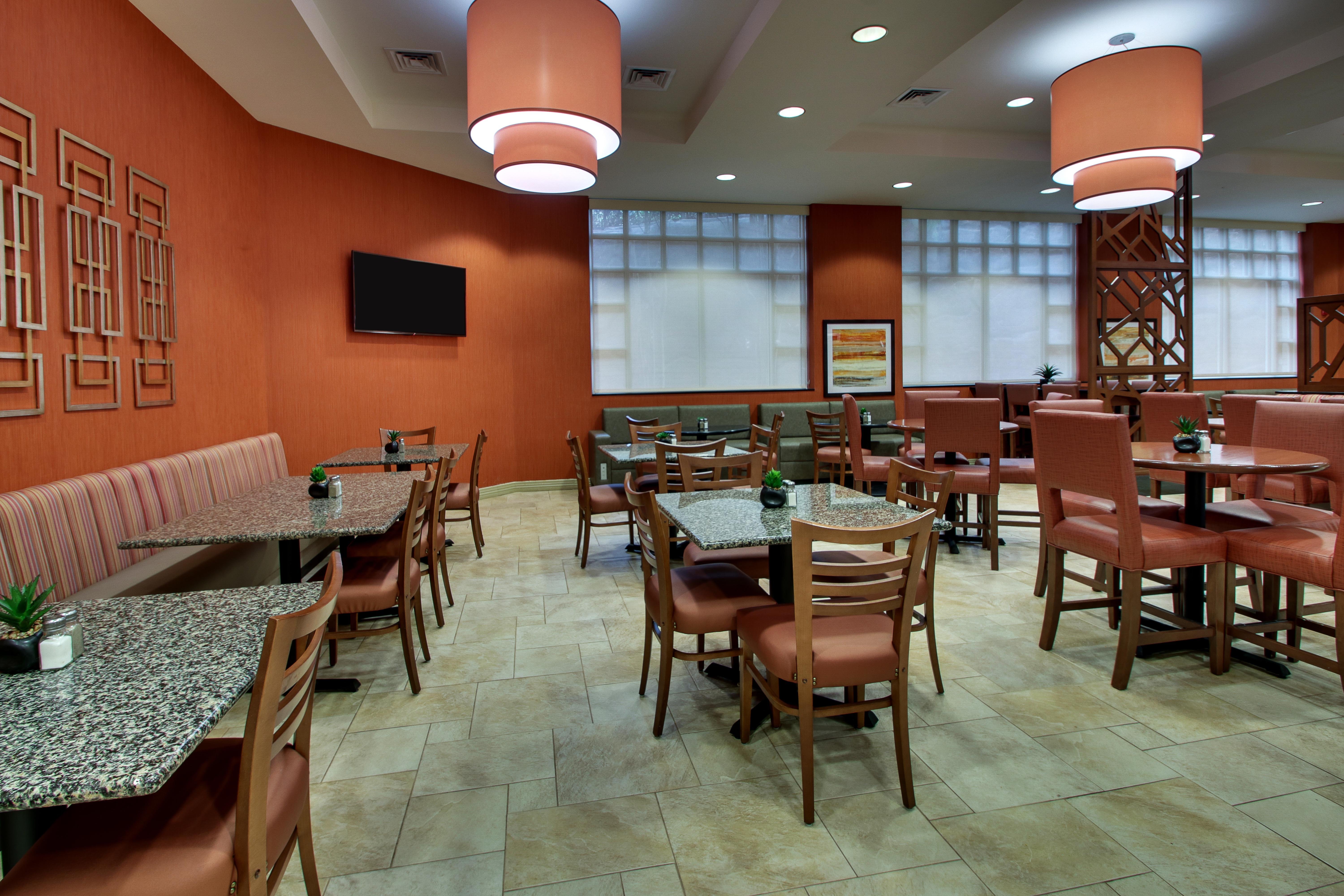 Drury Inn & Suites Charlotte Northlake