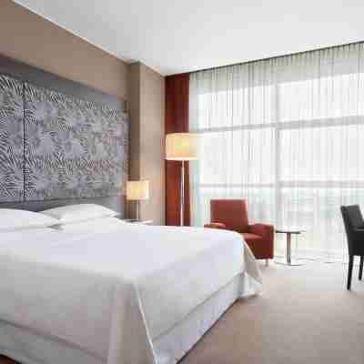 Sheraton Milan Malpensa Airport Hotel & Conference Centre Rooms