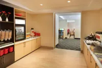 TownePlace Suites by Marriott Toronto Northeast/Markham - Frühstück