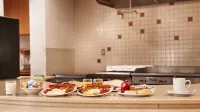 Best Western Plus Palm Desert Resort - Aamiainen