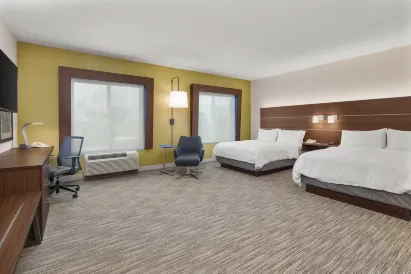 Holiday Inn Express & Suites Sacramento Airport Natomas