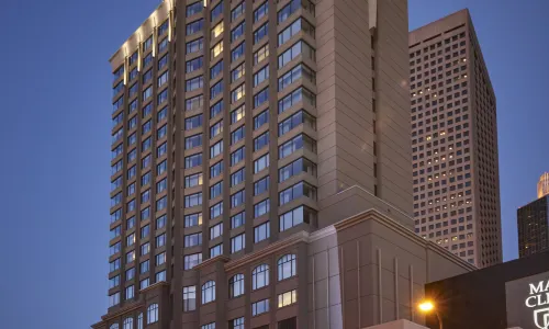 The Lofton Hotel Minneapolis, Tapestry Collection by Hilton