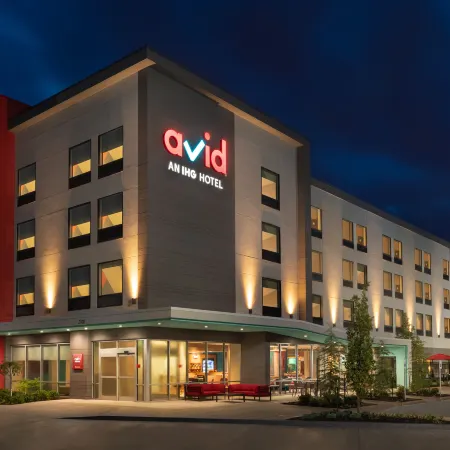 avid hotel OKLAHOMA CITY - QUAIL SPRINGS by IHG Отели в г. Оклахома-Сити