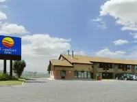Comfort Inn Hotels near Ottawa Train Station
