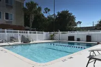 Sonesta Simply Suites Clearwater - piscine