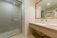 Victoria International Hotel (Kaiping Passenger Transport Terminal & Yihua Plaza Branch, Jiangmen)