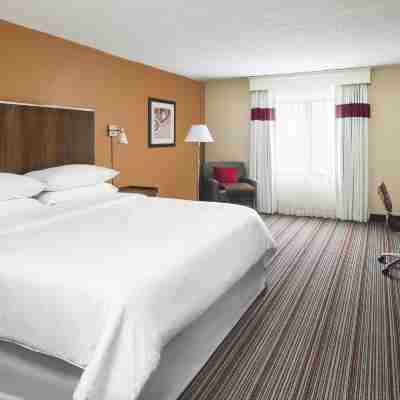 Four Points by Sheraton Bentonville Rooms