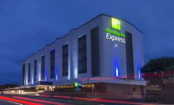 Holiday Inn Express Mexico- Toreo, an IHG Hotel