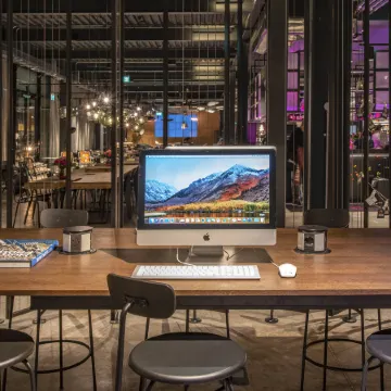 Moxy London Heathrow Airport