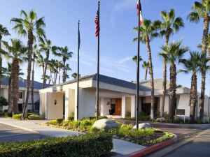 Four Points by Sheraton Bakersfield