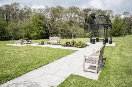 Dunsilly Hotel Отели в г. Антрим