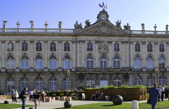 南錫中心火車站美居酒店