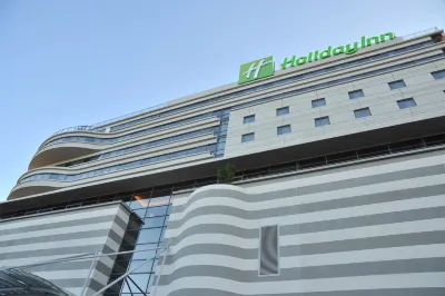 Holiday Inn Johannesburg - Rosebank Hotels near Dragon City Water Park