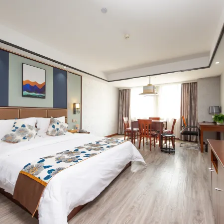 Zhonghai Hotel (Shuihuiyuan)