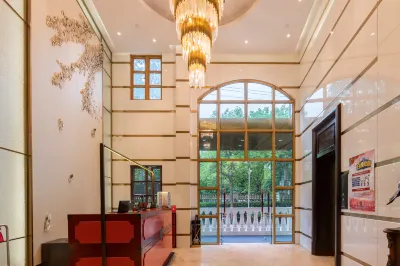 London Hotel (Shanghai Ruby Road Subway Station) Hotel in zona Hongqiao Shihua