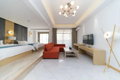 Yuanyu SOHO Apartment (Qingyuan Shunying Times Square)