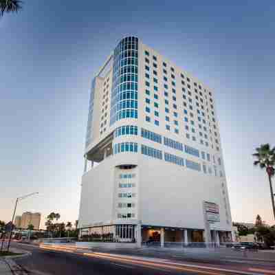 Embassy Suites by Hilton Sarasota Hotel Exterior