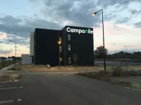 Campanile Laval Nord Отели в г. Шанже