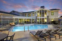 Residence Inn Los Angeles LAX/Manhattan Beach - Rooftop Pools