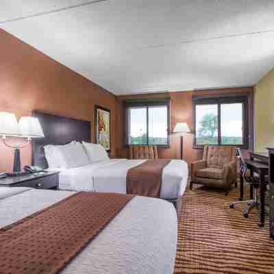 Holiday Inn Manitowoc Rooms