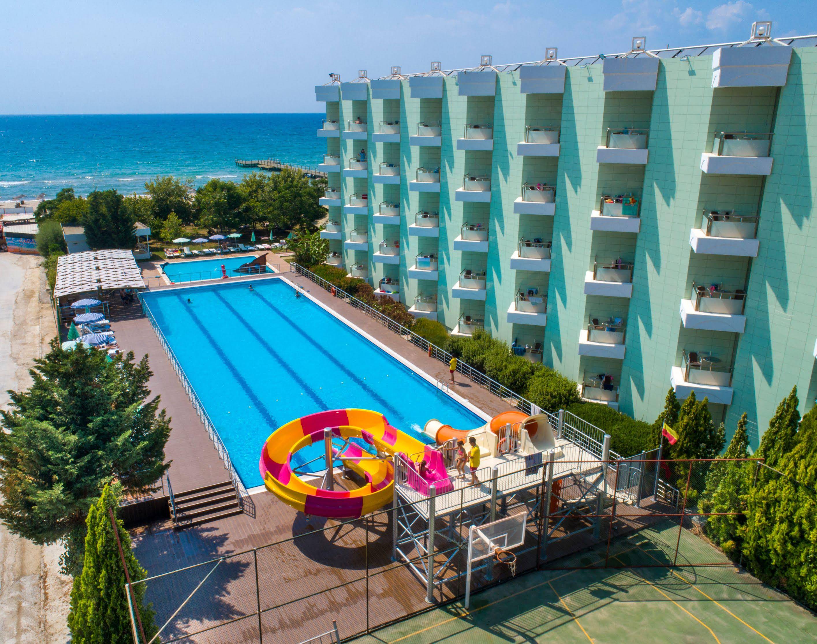 Grand Belish Beach Resort & Spa - All Inclusive