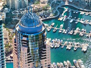 Dubai Marriott Harbour Hotel & Suites