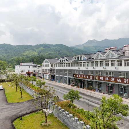 Tianzhushan Longrun Holiday Hotel
