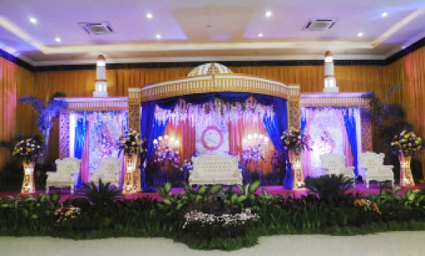 Grand Madani Hotel - Housity