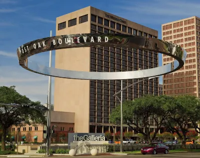The Westin Oaks Houston at the Galleria Hotel dekat Market Square Clock Tower