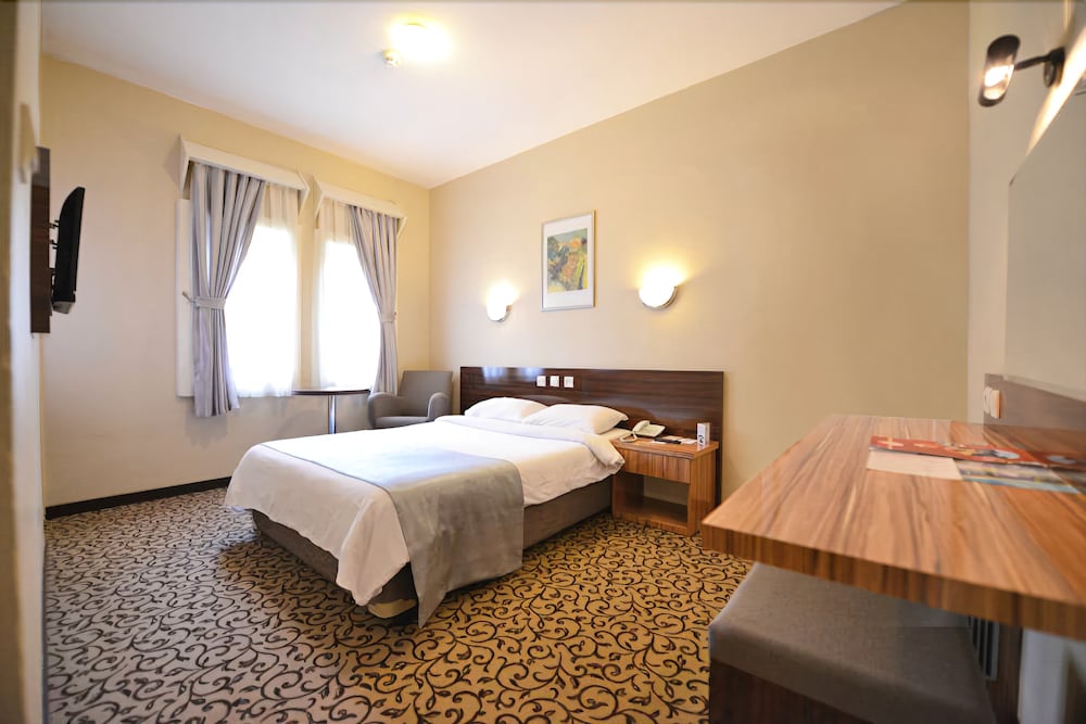 Herakles Thermal Hotel
