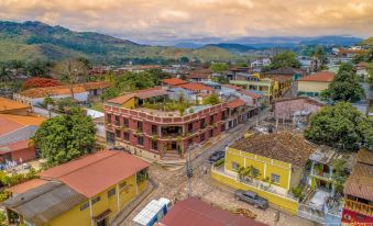 Hotel Acropolis Maya