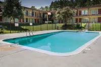 Rodeway Inn Colonial Heights I-95 Hotels in Bermuda